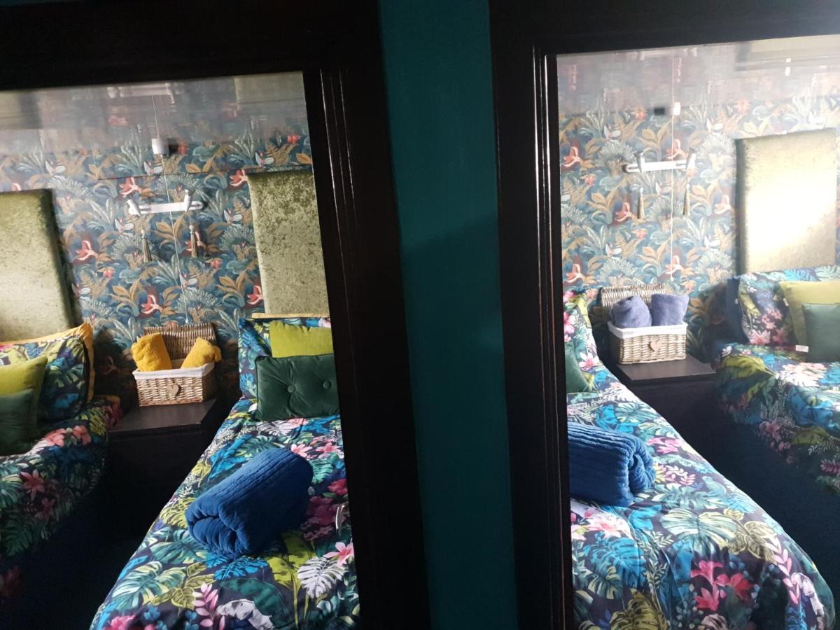 Jasmine Coral Jay Boutique Boatel Ocean Village Cebelitarık Dış mekan fotoğraf