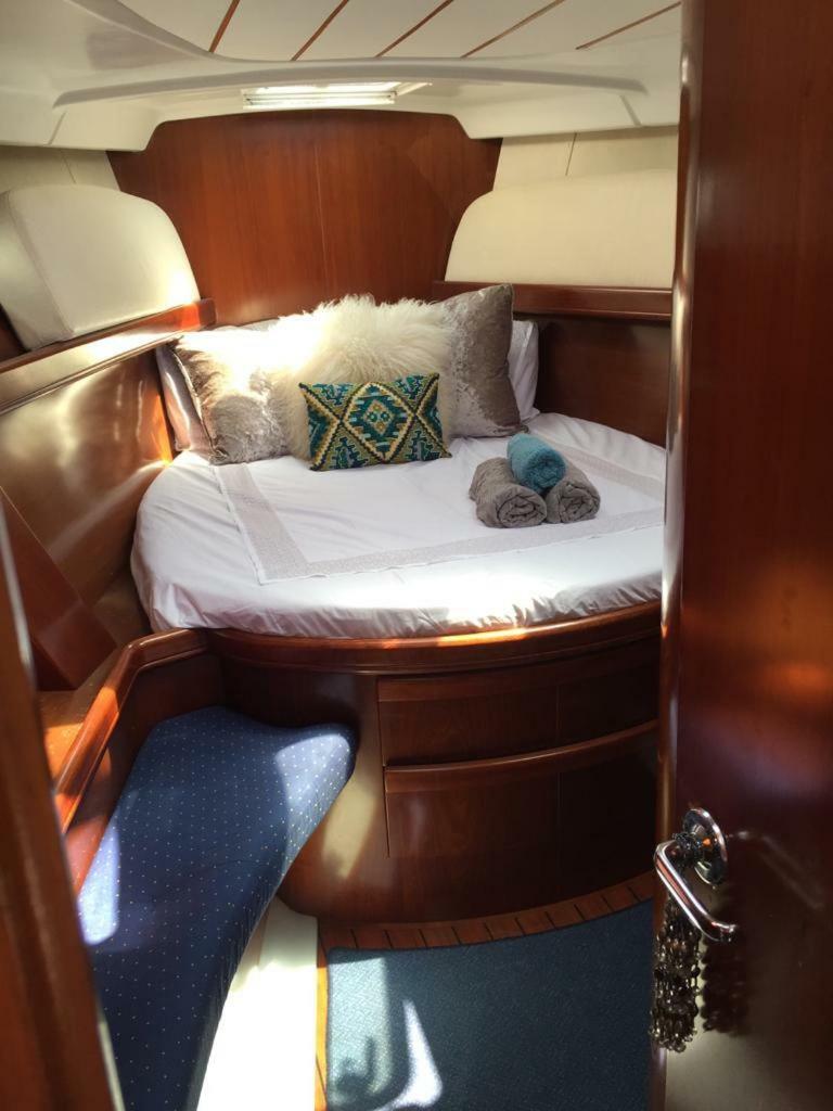 Jasmine Coral Jay Boutique Boatel Ocean Village Cebelitarık Dış mekan fotoğraf